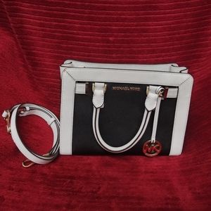 Michael Kors medium black and white bag